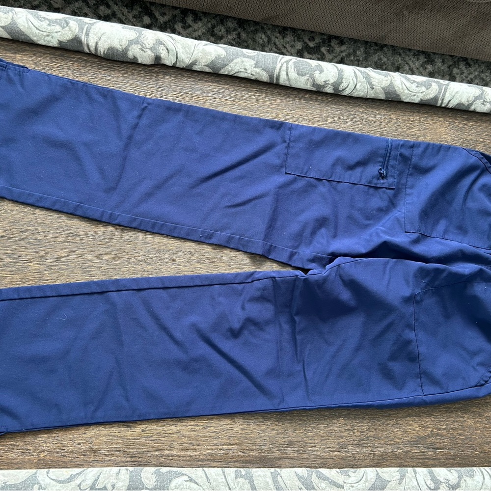 Scrub set bundle - Picture 8 of 11